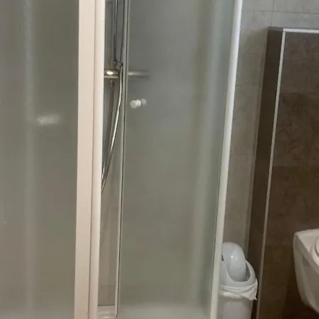 Semesterbostad Maison Avec Terrasse Centre-cottage Garden Terrace Center Old Town