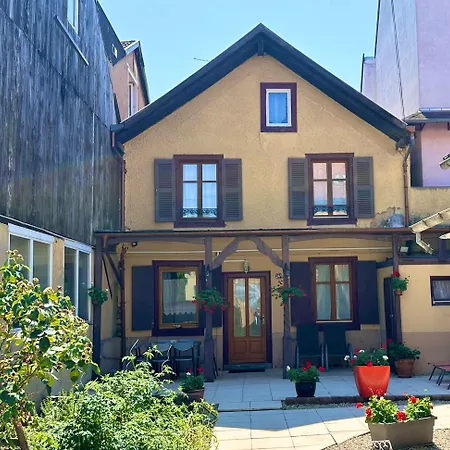 Ferienhaus Maison Avec Terrasse Centre-cottage Garden Terrace Center Old Town