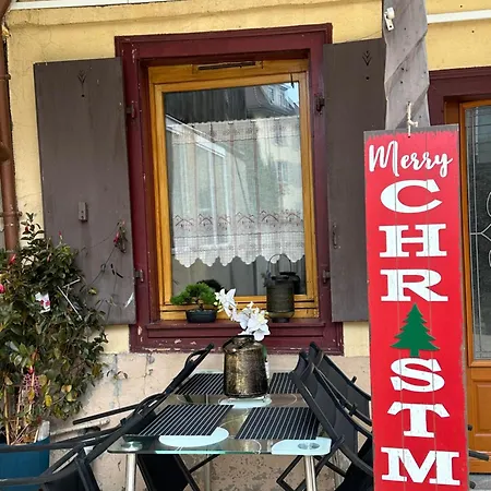 別荘 Maison Avec Terrasse Centre-cottage Garden Terrace Center Old Town