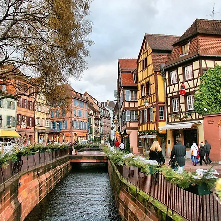 Tatil Evi Maison Avec Terrasse Centre-cottage Garden Terrace Center Old Town *